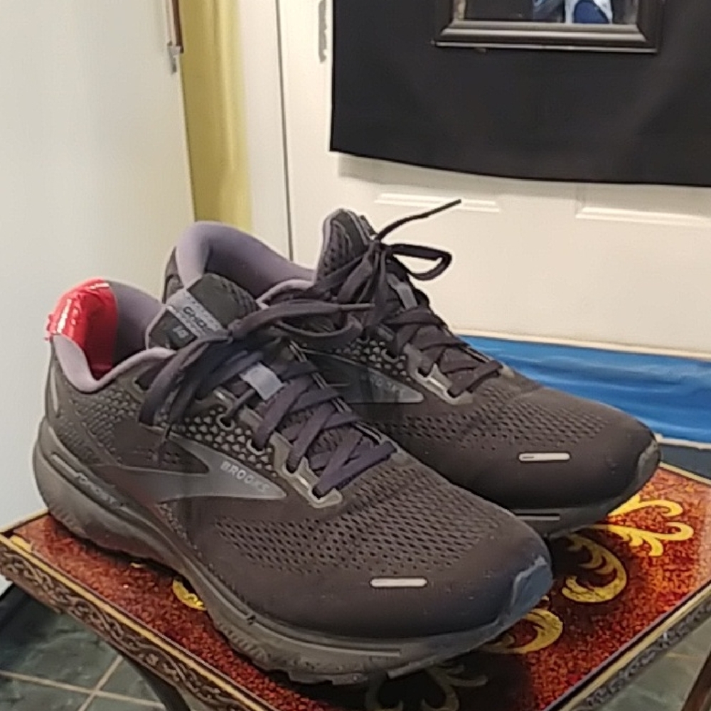 Brooks Men's Black ghost 14